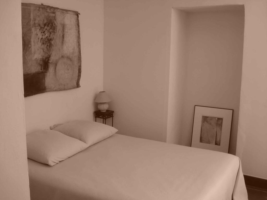 La Maison Du Ruisseau Conilhac-Corbières Chambre photo